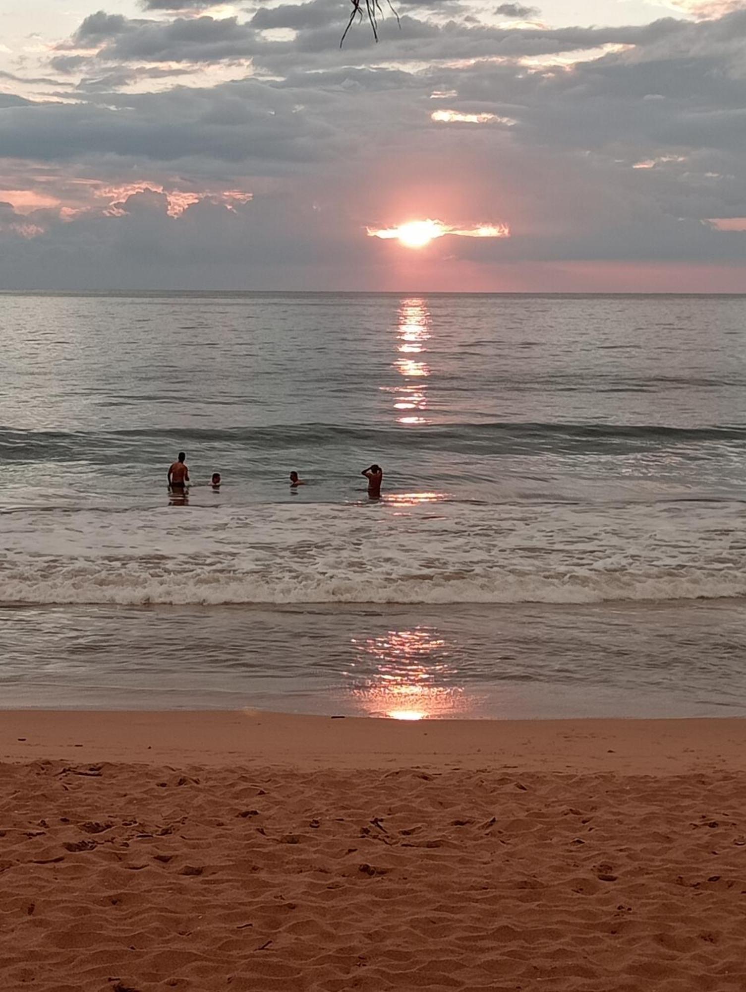 Arcade Beach Hotel Bentota Dış mekan fotoğraf